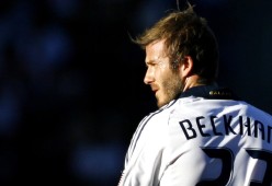 九游（jiuyou.com）游戏-丁俊晖捐助家乡学校建设图书馆，丁俊晖 学校